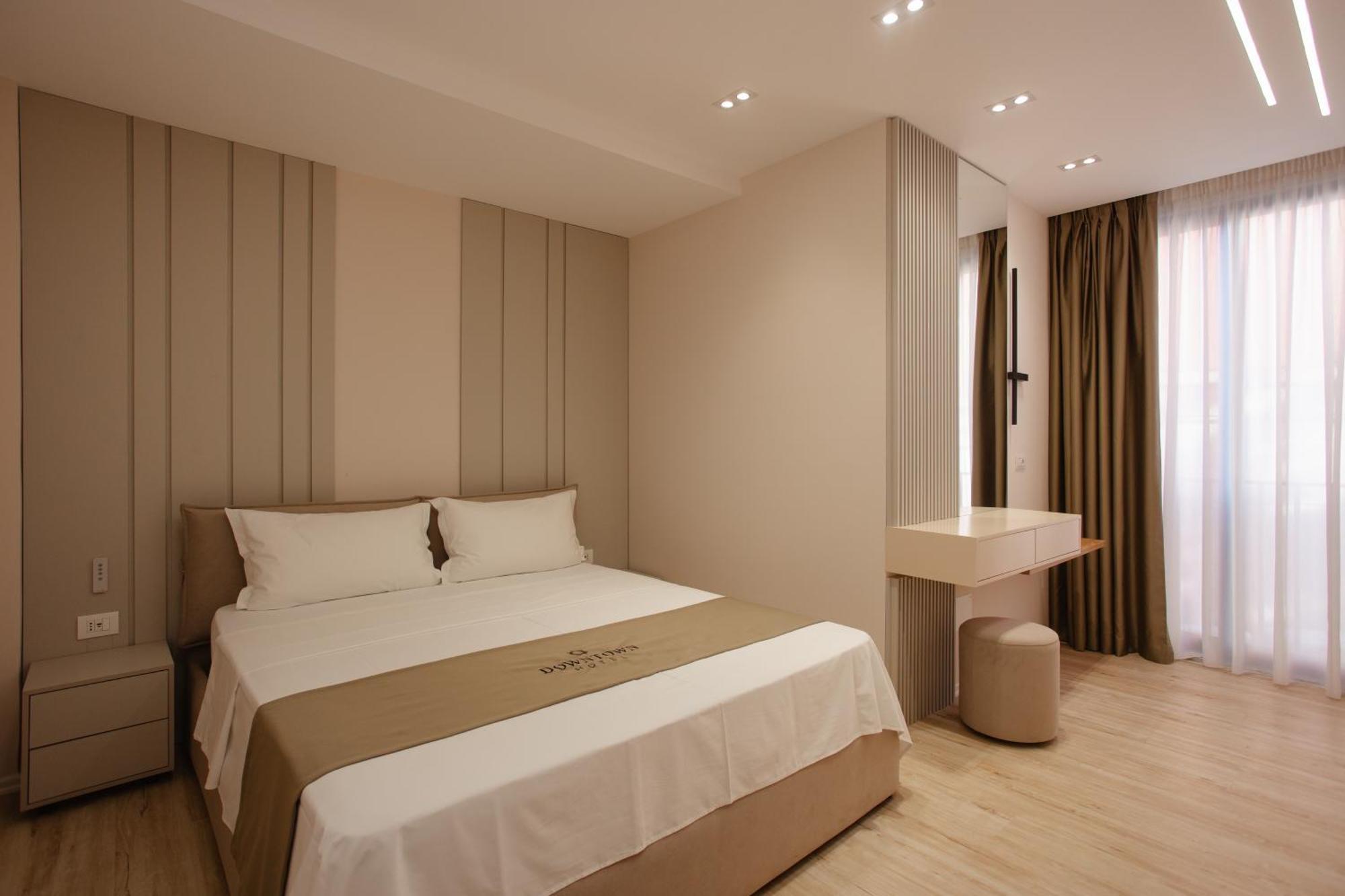 Downtown Hotel Шкодер Екстер'єр фото