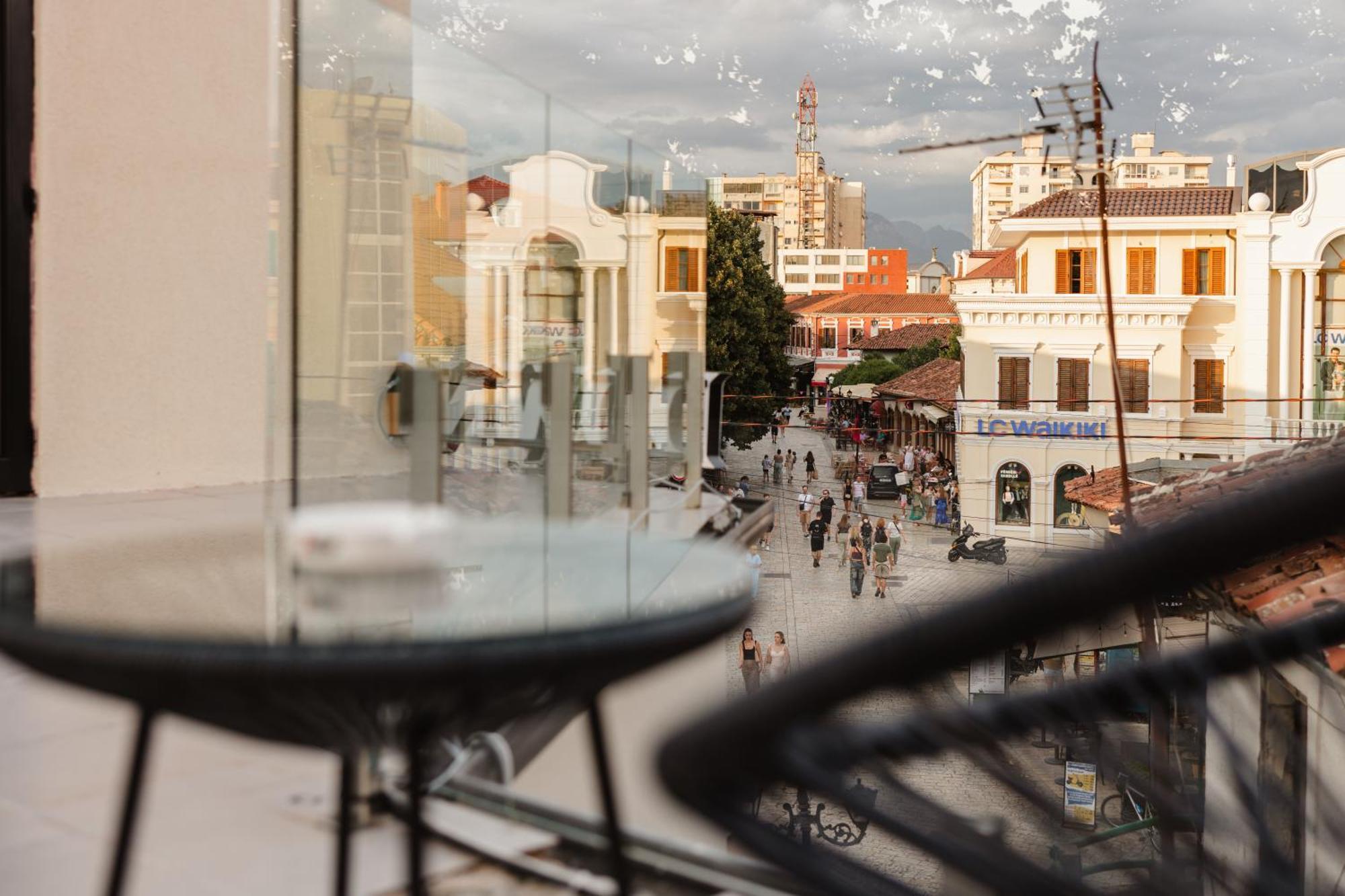 Downtown Hotel Шкодер Екстер'єр фото
